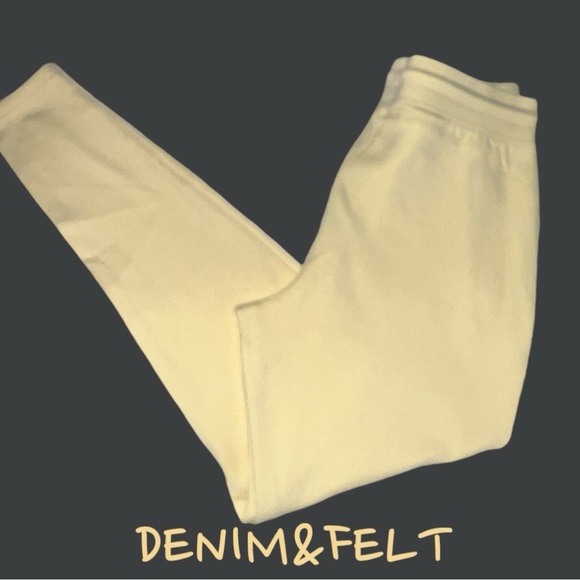ALPHALETE Women's Essential Core Jogger | Color: Sea Salt/Yellow | NEW/NWT!!⭐️💛 - Picture 6 of 7